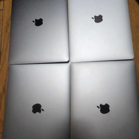Macbook pro 画面パーツA2337 A2338 ジャンク