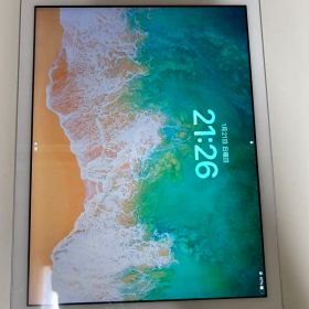 iPad 第6世代9.7インチ32GBバッテリー良好