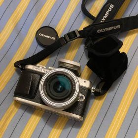 OLYMPUS PEN Lite E-PL7 純正レンズ2種・フラッシュ付
