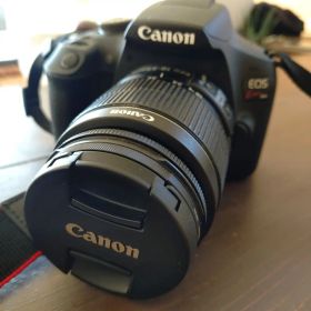 Canon EOS Kiss X90 デジタル一眼レフカメラ