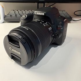 Canon EOS Kiss X9 デジタル一眼レフ