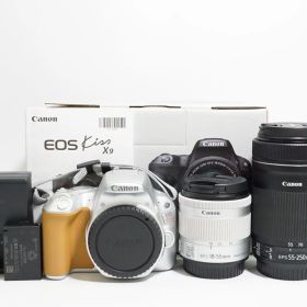 C081241)美品 CANON EOS Kiss Ｘ9 デジタルカメラ ダブルレンズセット