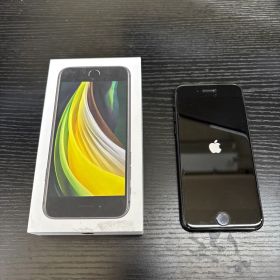 Apple iPhone SE (第2世代) ブラック 本体