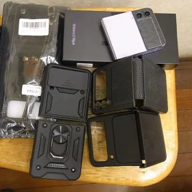 Samsung Galaxy Z Flip 4 5G SM-F7210 香港版