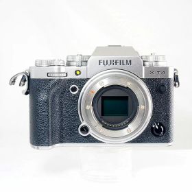 【中古】 (フジフイルム) FUJIFILM X-T4 シルバー【中古カメラ コンパクトデジカメ】 ランク：B