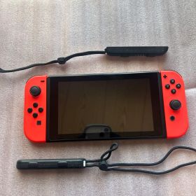 Nintendo Switch 本体 赤色 Joy-Con付き