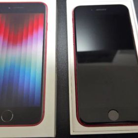 ジャンク iPhone SE3 第三世代 64GB レッド