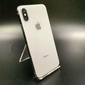 【全額返金保証】【最速発送】 iPhone X 64GB シルバー docomo 白ロム 動作確認済 70%