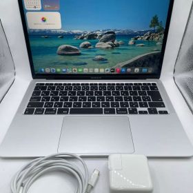 MacBook Air M1 (2020) 13インチ (8GB/512GB)