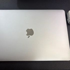 MacBook Air 2020 M1 8GB 512GBバッテリー容量85%