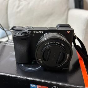Sony α6400 本体＋16-50mm レンズキット 元箱あり