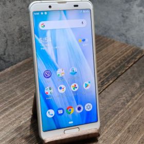 AQUOS SHARP SH-RM12 SIMフリー スマホ