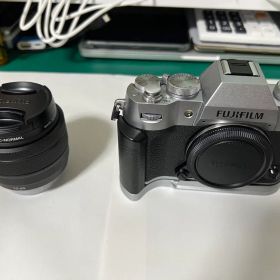 FUJIFILM X-T50 XC15-45mmレンズキット [シルバー]