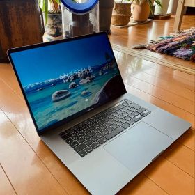 美品 MacBook Pro 16インチ シルバー 本体 i9