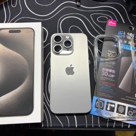 Apple iPhone15Pro 256GB SIMフリーナチュラルチタニウム