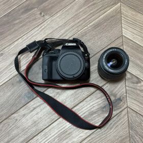Canon EOS Kiss X7 セット （本体＋バッテリー＋充電器＋付属品）