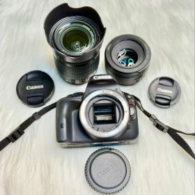 Canon EOSKissX7 ダブルズームキット 単焦点つき