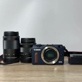 Canon EOS M2 ミラーレスカメラ レンズ×2 18-55mm B10