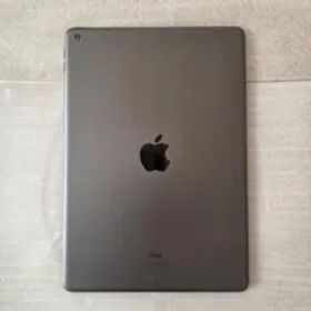 iPad 第9世代 WiFiモデル 64GB