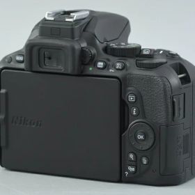 【中古】Nikon ニコン D5500 ブラック ダブルズームキット シャッター回数僅少 元箱付き