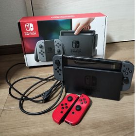 ニンテンドースイッチ(Nintendo Switch)のSwich Joy-Con二つ 箱あり(家庭用ゲーム機本体)
