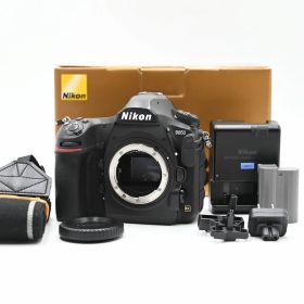 Nikon ニコン D850 ボディ デジタル一眼レフカメラ (ショット数7957枚) デジタル一眼レフカメラ 【中古】