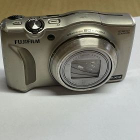 MR-01550 FUJIFILM FinePix F800EXR 作動未確認 ジャンク品