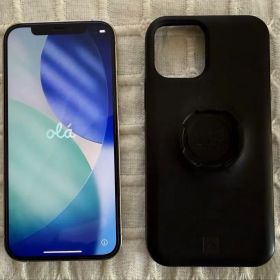 iPhone 12 Pro 256GB SIMロック無、QUAD LOCKケース