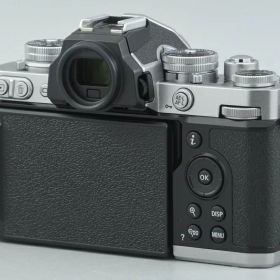 【中古】Nikon ニコン Z fc 16-50 VR レンズキット シルバー シャッター回数僅少