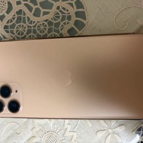 Apple iPhone 11 Pro ゴールドSIMdocomo箱あり