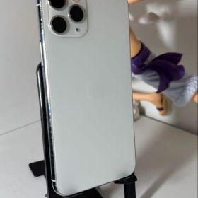 Apple iPhone 11 Pro シルバー 64GB100%