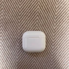 【新品•未使用】 AirPods 第4世代 Apple ノイズキャンセリング