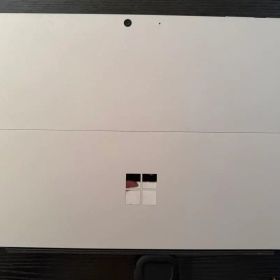 Microsoft Surface pro7 Windowsタブレット本体