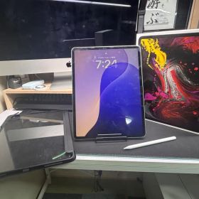 2018Apple iPad Pro 12.9インチ シルバー 64G本体