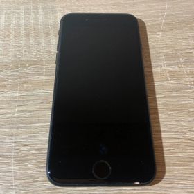 7870 iPhone SE 第二世代 64GB ブラック