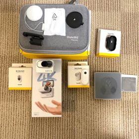 美品 Insta360 GO 3S アクションカメラ 4K 付属品もろもろ
