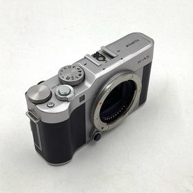 【全額返金保証】【最速発送】FUJIFILM デジタル一眼 X-A5 レンズキット [シルバー] シルバー 美品 動作確認済