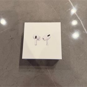 アップル(Apple)の【正規品】AirPods Pro 第1世代（後期モデル）MLWK3J/A(ヘッドフォン/イヤフォン)