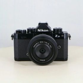 【中古】 (ニコン) Nikon Z fc 28/2.8 SPECIAL EDITIONキット ブラック【中古カメラ デジタル一眼】 ランク：B