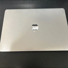 MacBook Pro 13 inch i5 8GB 258GB 2017