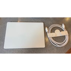 アップル(Apple)の美品 Apple Magic Trackpad 2 本体 ケーブル(PC周辺機器)