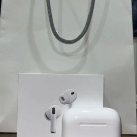 【美品】AirPods Pro3 第三世代
