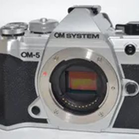 【極上品】 OM SYSTEM オリンパス OM-5 ボディー シルバー ＃H000075
