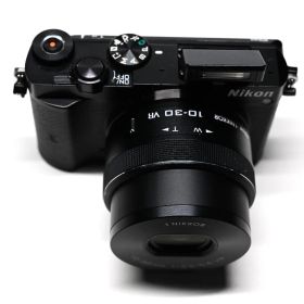 Nikon 1 J5 標準パワーズームレンズキット