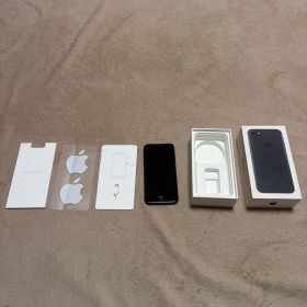 Apple iPhone 7 ブラック 本体