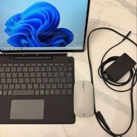 Surface Pro9 i5/8GB RAM/256GB