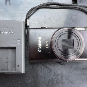 Canon IXY 650 コンパクトデジタルカメラ