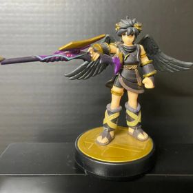 中古 amiibo（アミーボ） パルテナの鏡 ブラックピット スマブラ