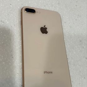Apple iPhone 8 Plus ゴールド