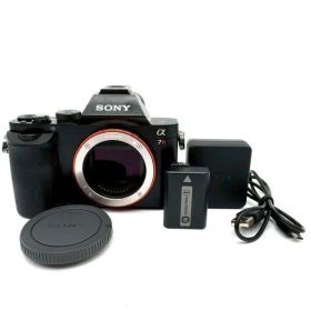 ショット数わずか2,642！【ほぼ新品】SONY α7R ボディ ILCE-7R